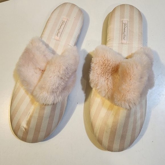 VICTORIA'S SECRET Pink stripes Satin Slippers Size L - Picture 7 of 11